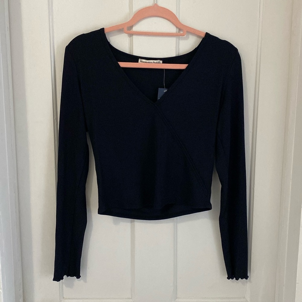Abercrombie & Fitch Long Sleeve Featherweight Rib Wrap Top